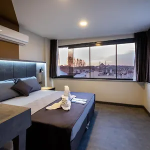 Hotel The Queen, Istanboel